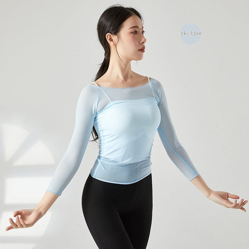 Aurafit ladies leggings styled with hoodie for casual everyday fashion look