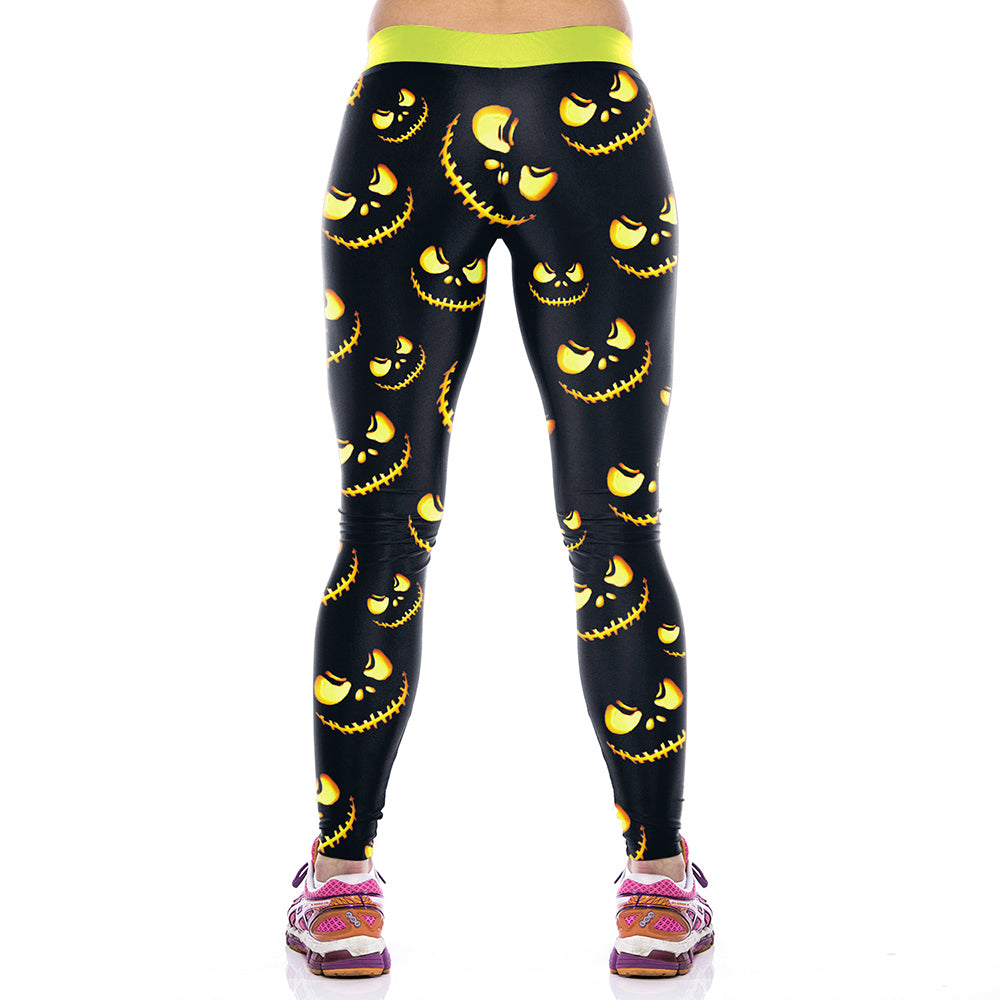 Aurafit ladies leggings styled with hoodie for casual everyday fashion look