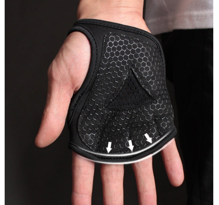 Aurafit Black Breathable Weightlifting Sports Gym Half Finger 