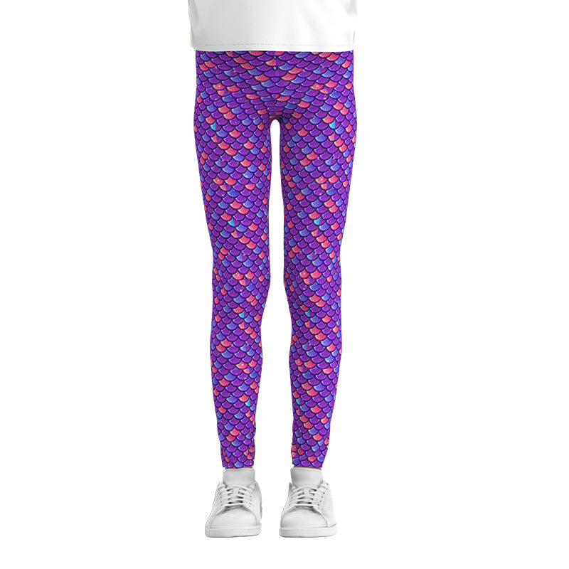 Aurafit ladies leggings styled with hoodie for casual everyday fashion look